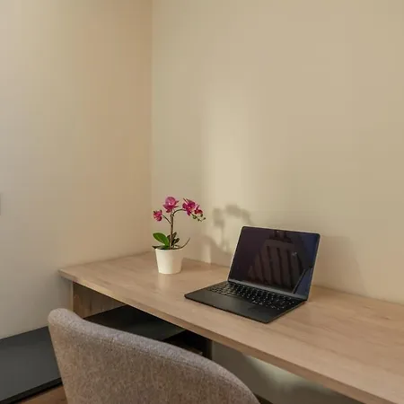 Apartamento Attic Design - Duomo 15 Min - Free Wifi Milán